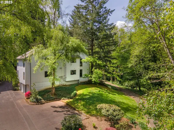 3672 Spring Ln, Lake Oswego, OR 97035