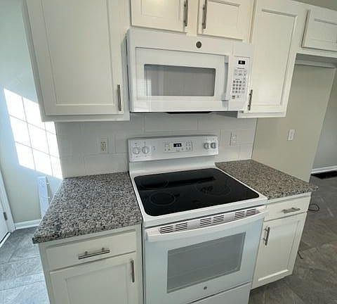 5th image of 2306 Youngland Ave