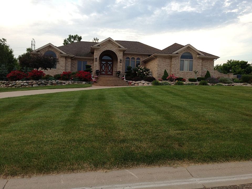 1st image of 2434 Wyndcrest Dr