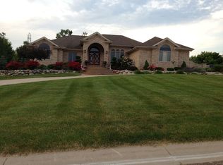 2434 Wyndcrest Dr, Flushing, MI 48433