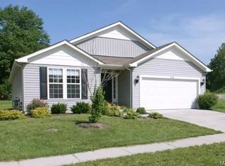 549 Park Side Estates Ct, Florissant, MO 63031