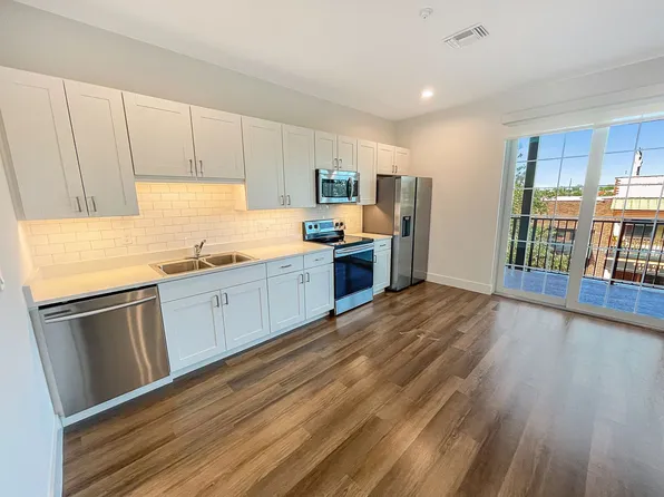 Modern Luxury Living at San Leon: Premier Apartments in Downtown Sanford, 201 Sanford Ave #303, Sanford, FL 32771