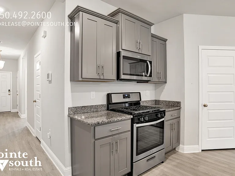 390 Gemini St — Photo 9