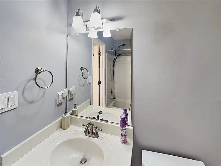 3104 Pine Heights Dr NE — Photo 10