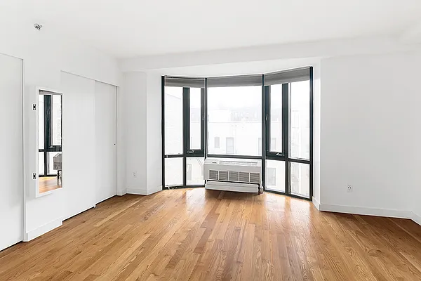 Rented by Modern Spaces | media 12