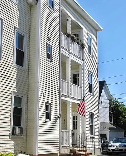 473 Cartier St #3 Photo 1