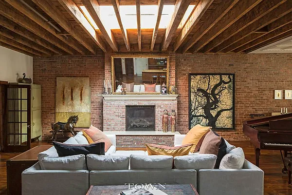 Rented by Town Residential | media 24