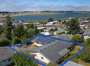 2107 Meade Ave, North Bend, OR 97459