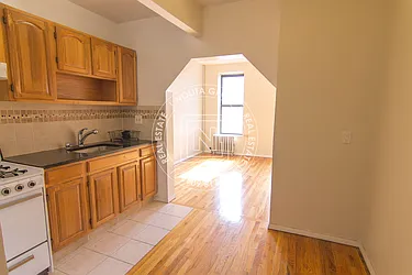 Rented by Nolita Group