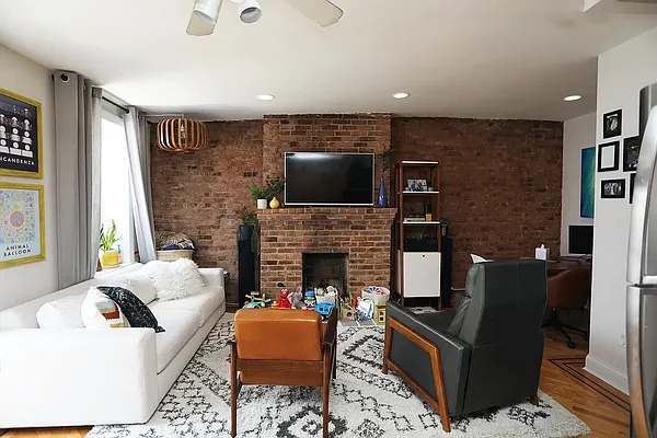229 Court Street #3
