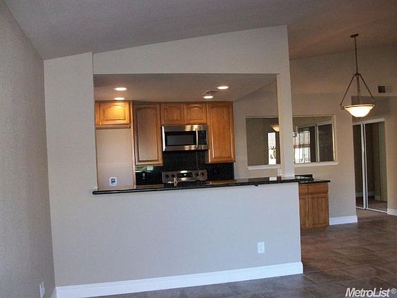 5th image of 559 Brandywine Dr