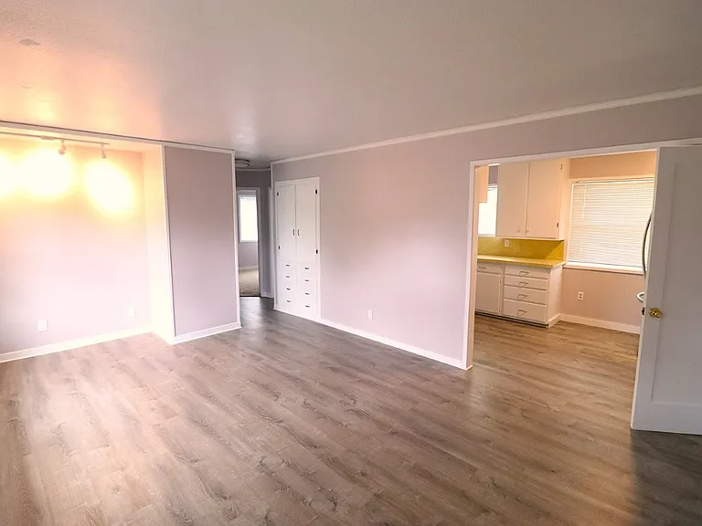 1690 Wilson St — Photo 7