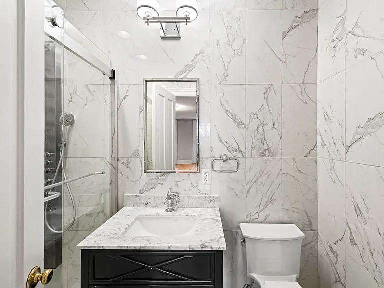 136 W 11th St #PARLOR — Photo 13