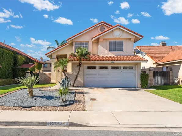 15372 Lantern Ln, Fontana, CA 92336