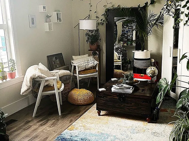 130 Lonsdale Ave #101 — Photo 1