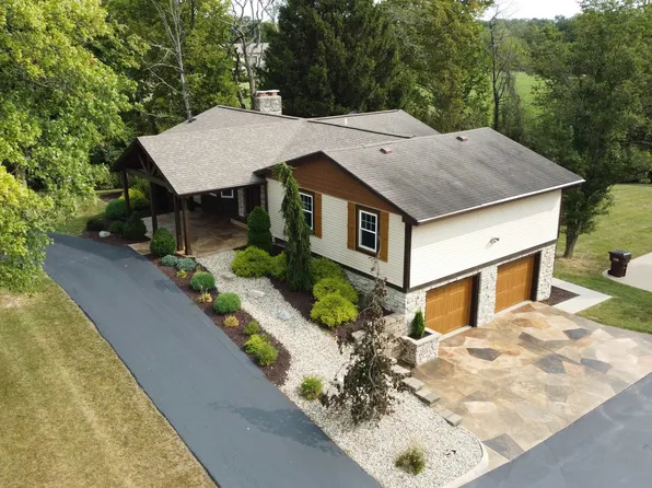 746 S Country Rd #200-W, Connersville, IN 47331