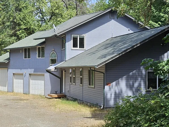 1821 Birdseye Creek Rd, Gold Hill, OR 97525