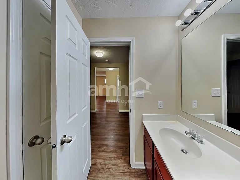 8193 Tasman Dr — Photo 19