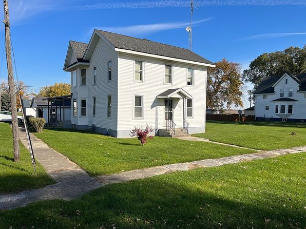 120 Emmett St, Kinsman, IL 60437