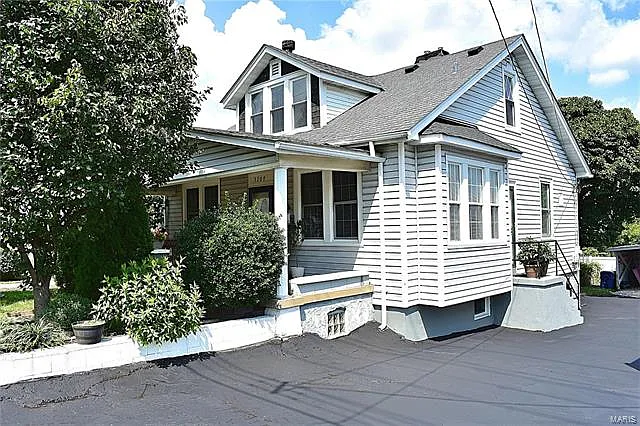 3709 Paule Ave photo 1