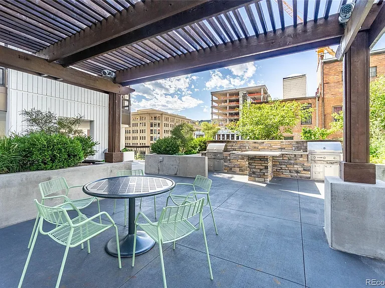 1625 Larimer St #1607 — Photo 13