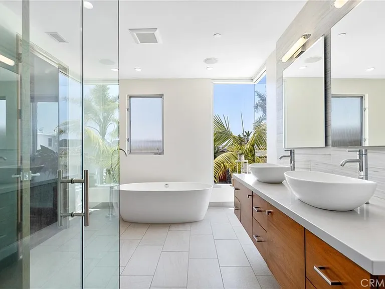 726 Loma Dr — Photo 31