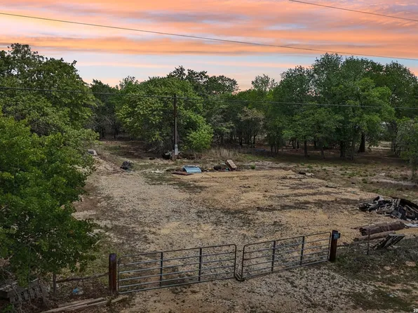 2424 HICKORY FORREST DR LOT 74-A, Seguin, TX 78155