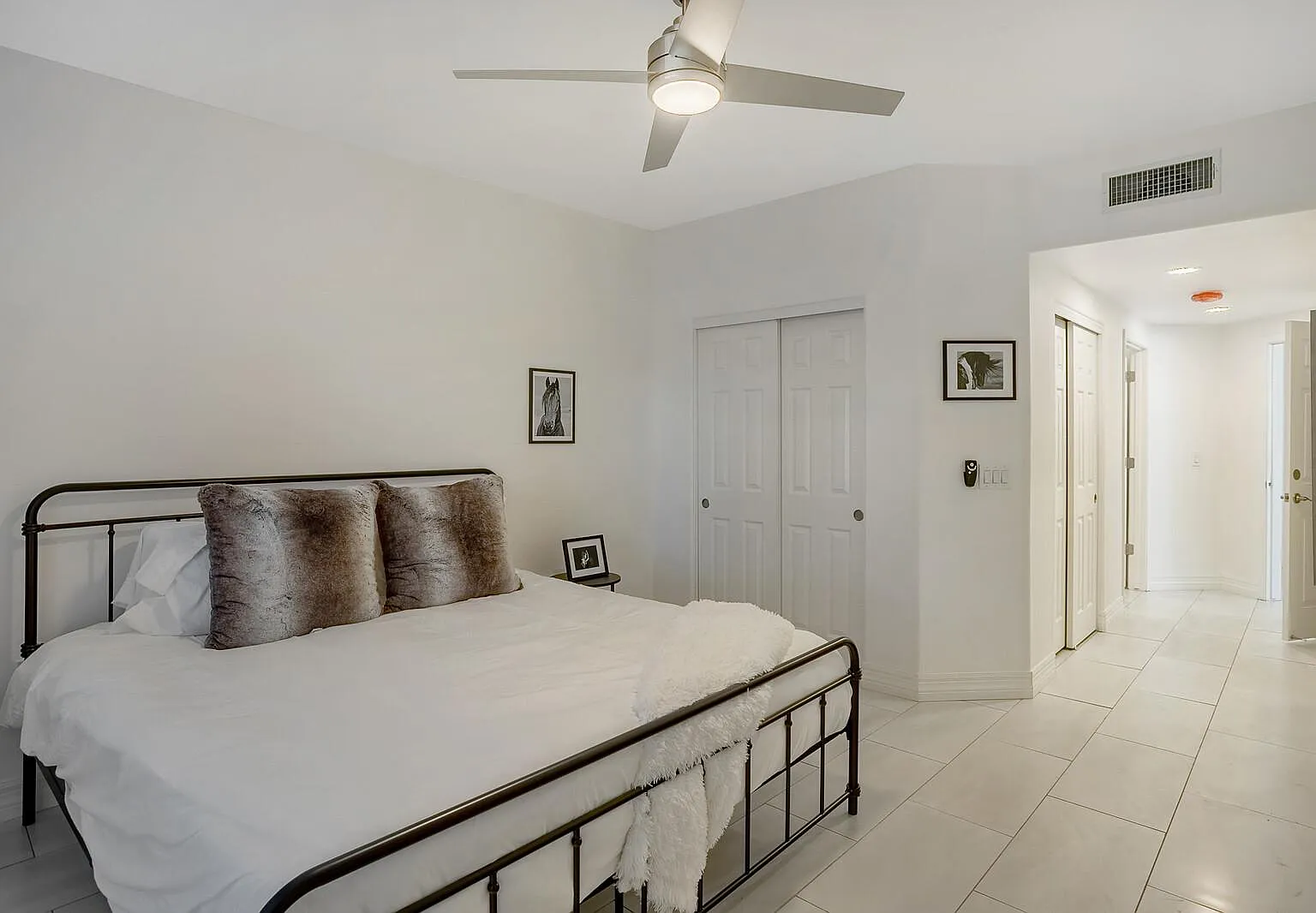 5249 E Shea Blvd — Photo 2