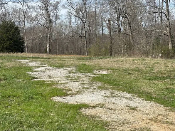 60 Henry Thompson Rd, Taft, TN 38488