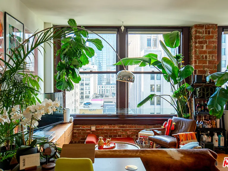 460 S Spring St #903 — Photo 8