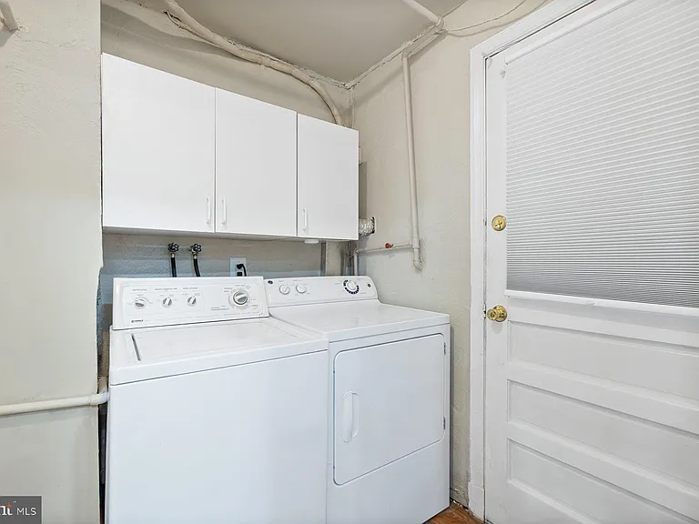 2512 N Dearing St — Photo 16