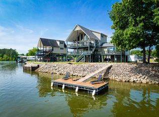 204 Ellen Ln, Decaturville, TN 38329