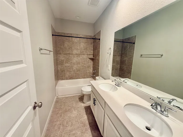 9911 Prairie Silo Ln — Photo 12