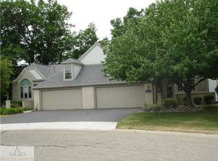 1103 Woodmeadow, Lansing, MI