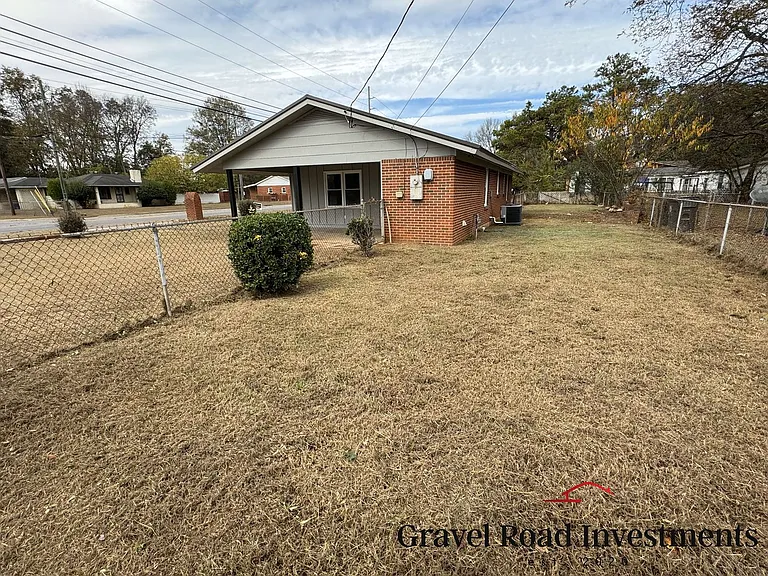 2103 Martin Luther King Jr Blvd — Photo 15