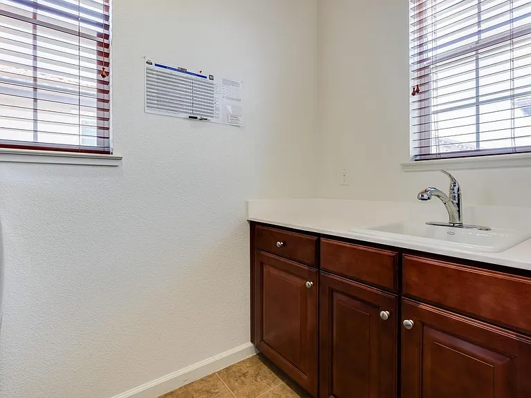 812 Blossom Rock Ln — Photo 9