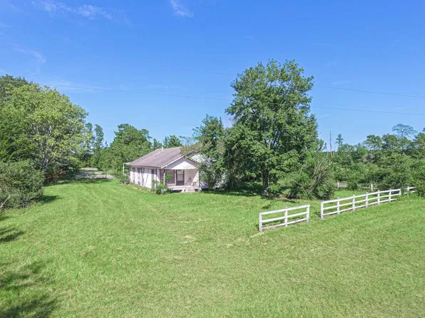 2764 Richardson Rd E, Livingston, TX 77351