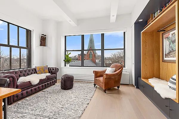 1st image of 150 Joralemon St APT 5G