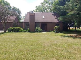 555 Hiview Dr, Lititz, PA 17543