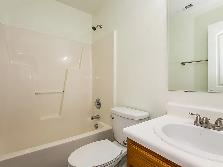 717 Aberdeen Glen Pl — Photo 15