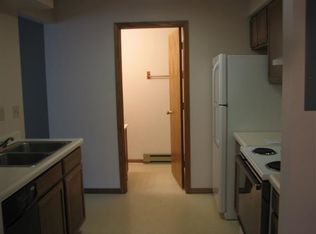 1607 Hemlock Dr APT C, Reedsburg, WI 53959