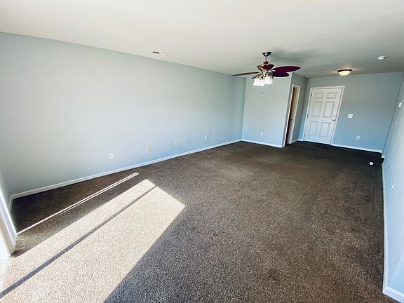 Living room 2_10052022