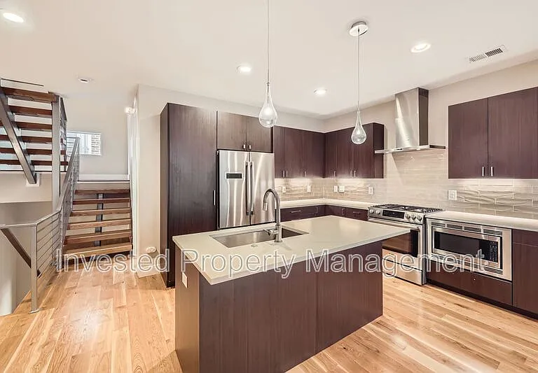 1323 Elati St #4 — Photo 8