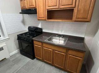 29 Van Velsor Pl #2R, Newark, NJ 07112