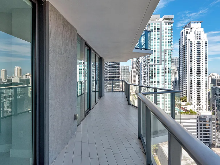 1300 S Miami Ave #2401 — Photo 32