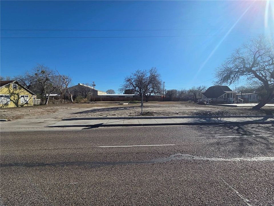 1st image of 1245 E King Ave