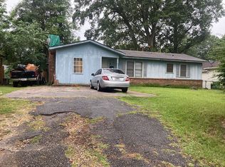 2102 S Main St, Pine Bluff, AR 71601