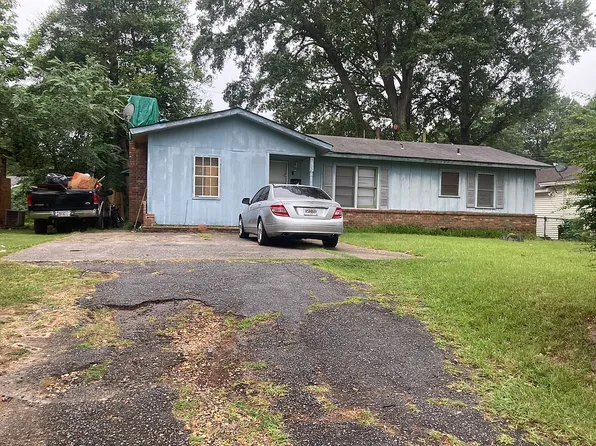 2102 S Main St, Pine Bluff, AR 71601