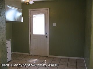 3rd image of 3608 NE 10th Ave