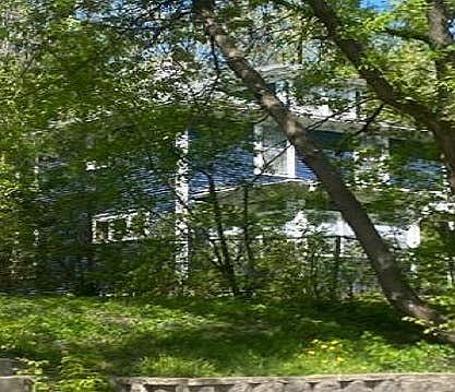 3rd image of 1811 Newton Ave N